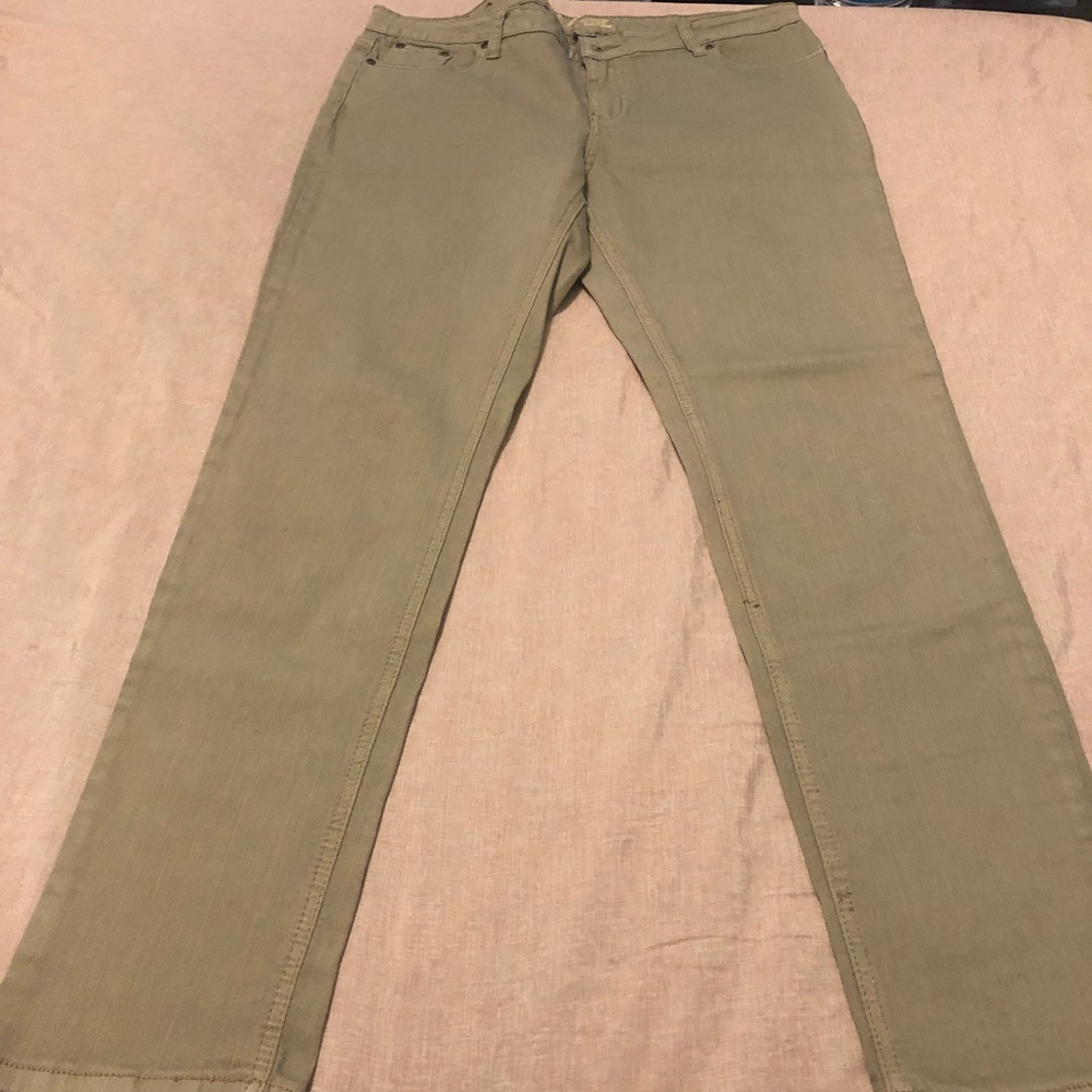 Nevada Mia Skinny Tan Colored Jeans 5 Pocket Size 34/30 Stretchy Cotton/Spandex